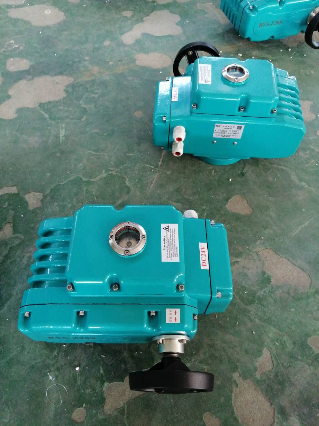 Fine and small multi-turn electric actuator